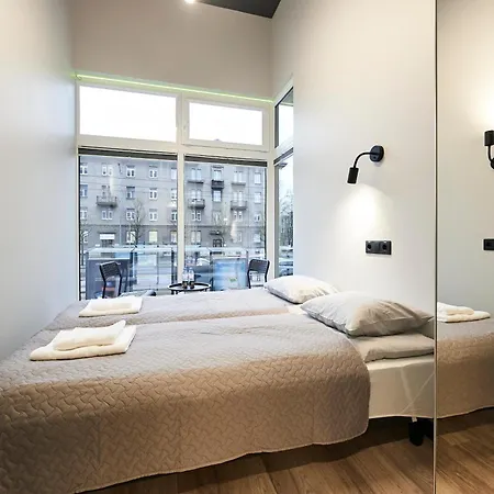 Хостел Nomad Boutique - Women Only, Self Check-in, Centre *